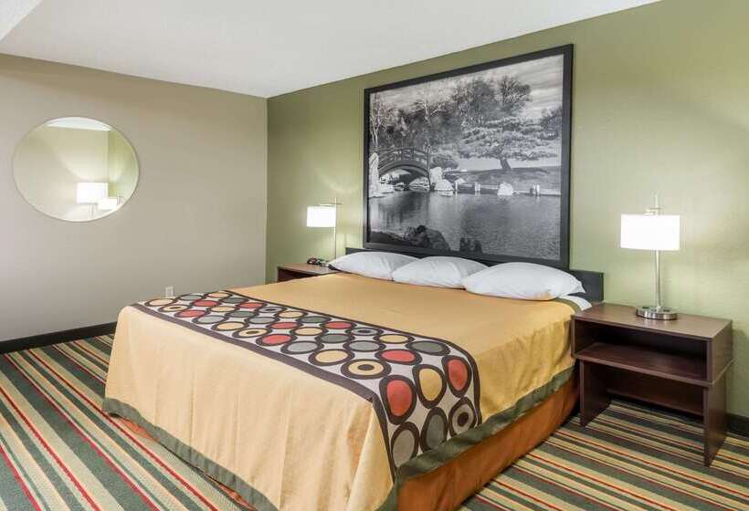 汽车旅馆  Super 8 By Wyndham Bloomington