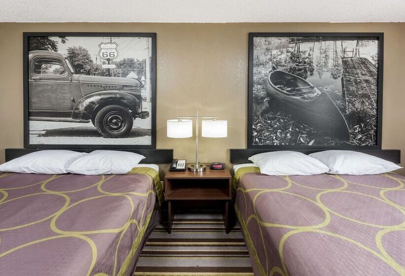 汽车旅馆  Super 8 By Wyndham Bloomington