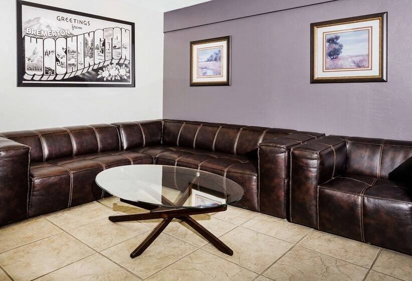 Мотель Super 8 By Wyndham Bremerton