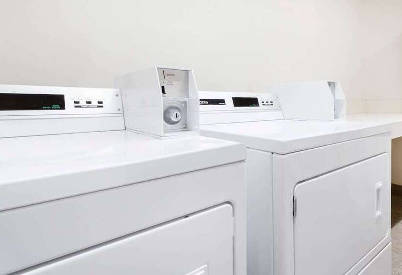 Мотель Super 8 By Wyndham Bremerton