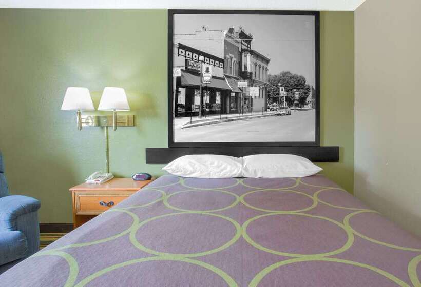 モーテル Super 8 By Wyndham Champaign