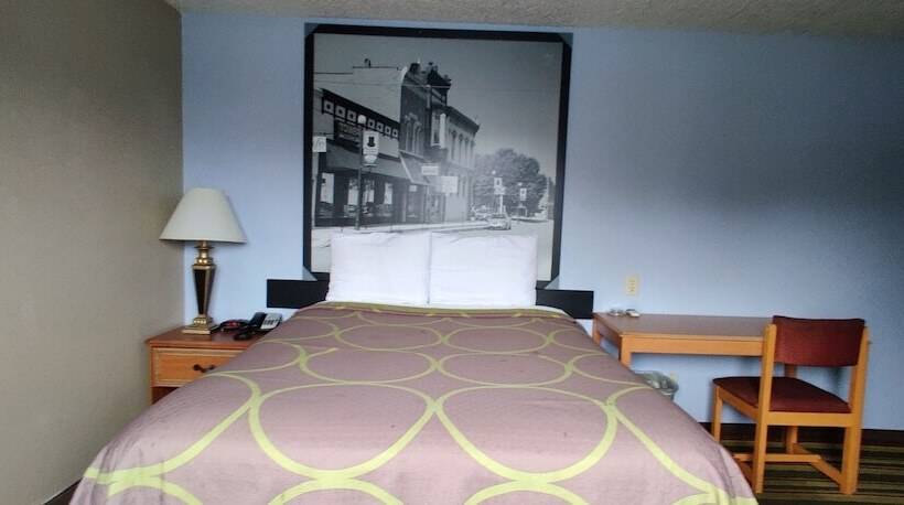 モーテル Super 8 By Wyndham Champaign