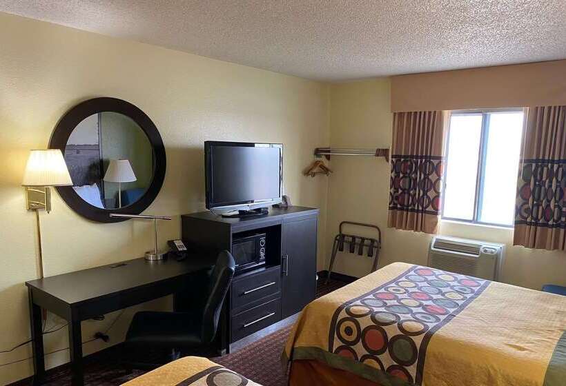 모텔 Super 8 By Wyndham Colby