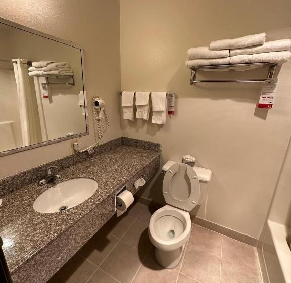 모텔 Super 8 By Wyndham Colby