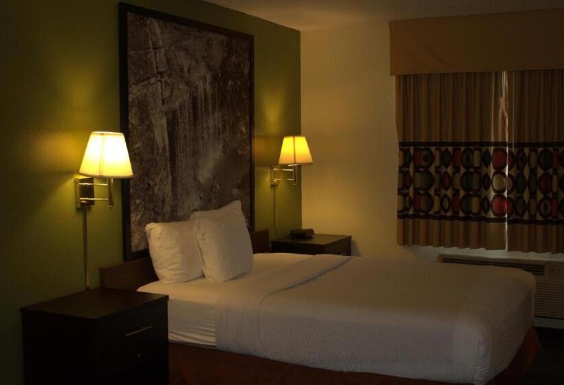 모텔 Super 8 By Wyndham Colby