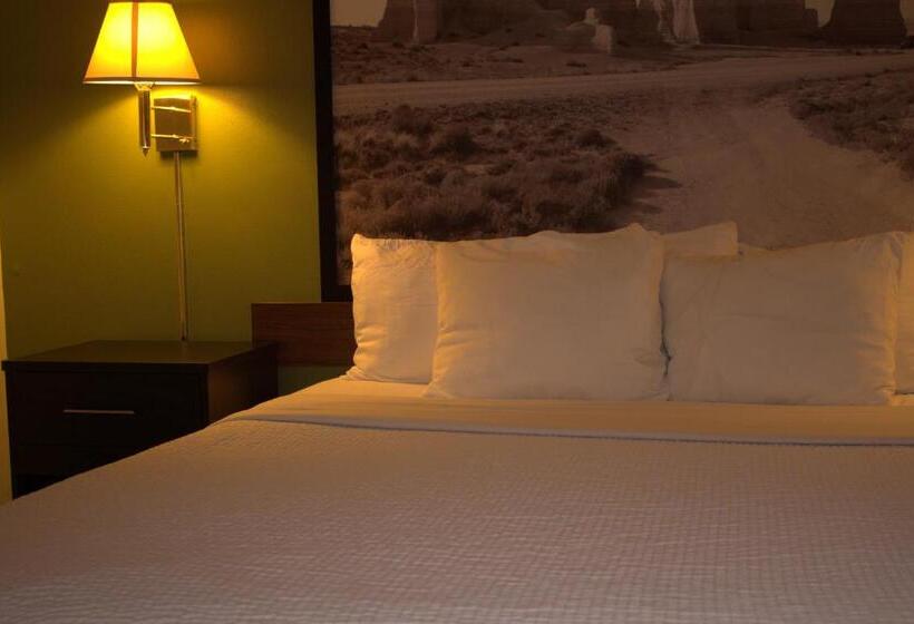 모텔 Super 8 By Wyndham Colby