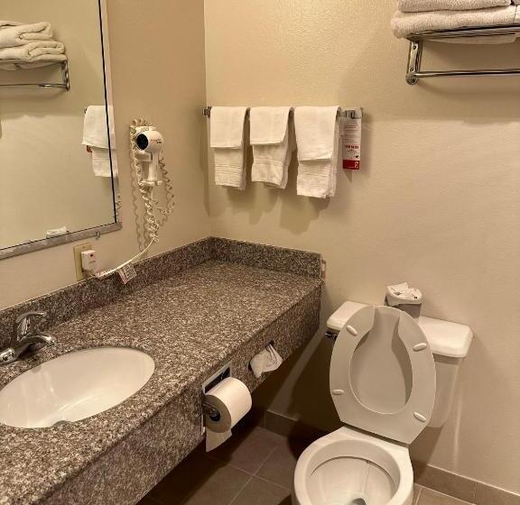 모텔 Super 8 By Wyndham Colby