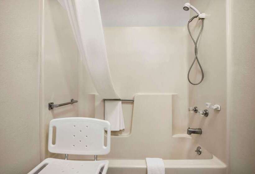 Мотель Super 8 By Wyndham Concordia