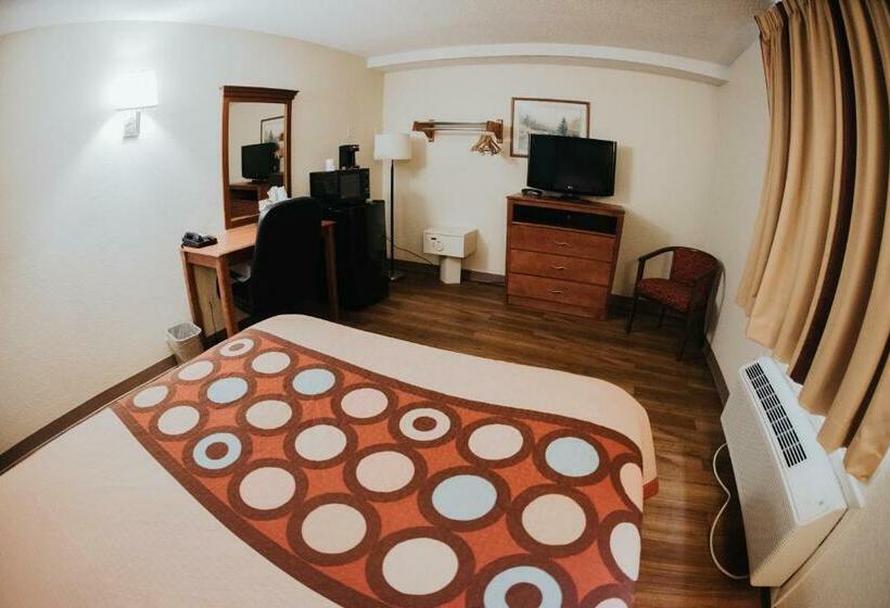 مُتل Super 8 By Wyndham Danbury