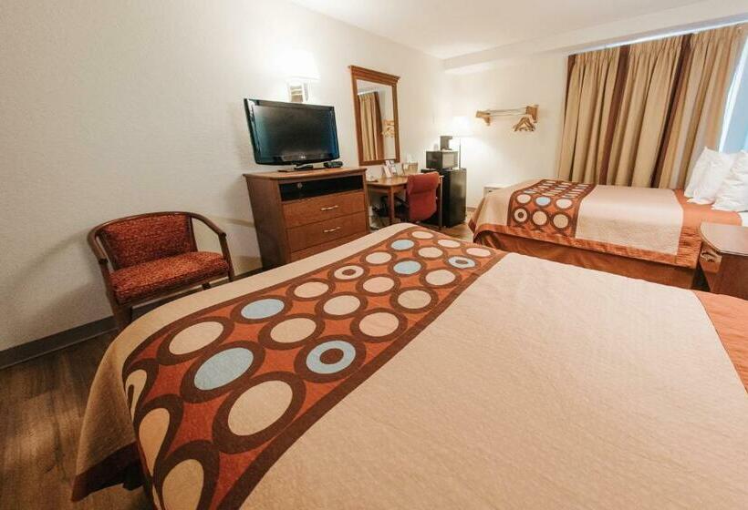 مُتل Super 8 By Wyndham Danbury