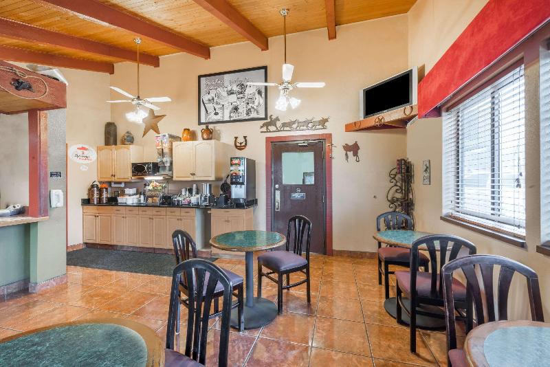 Мотель Super 8 By Wyndham Dodge City