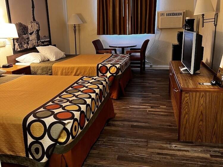 Мотель Super 8 By Wyndham Dodge City