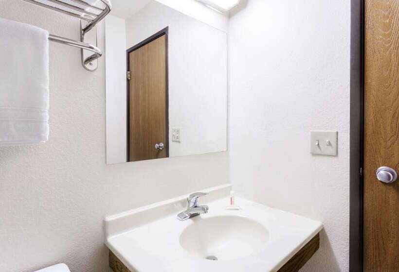 汽车旅馆  Super 8 By Wyndham Dumfries/quantico