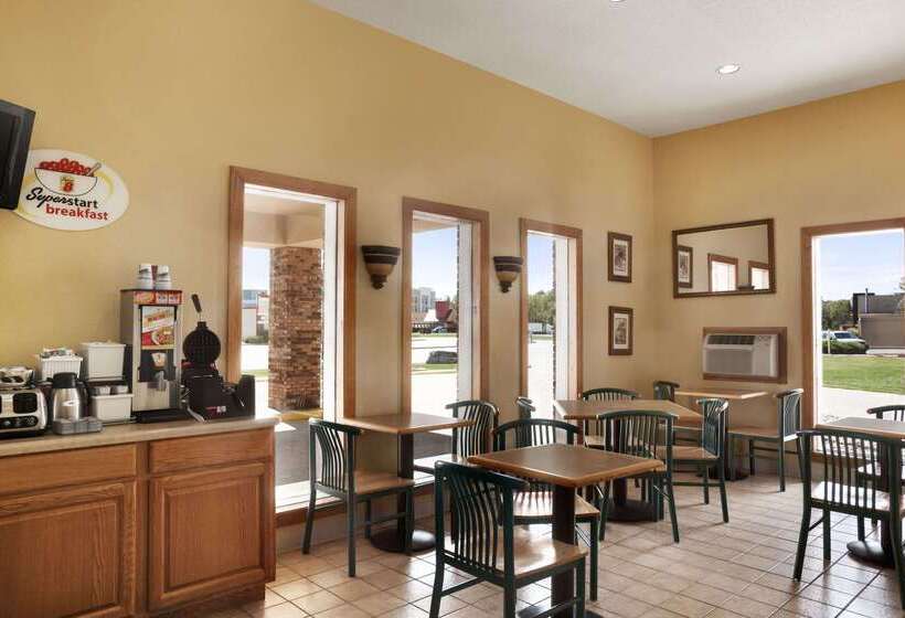 מוטל Rodeway Inn