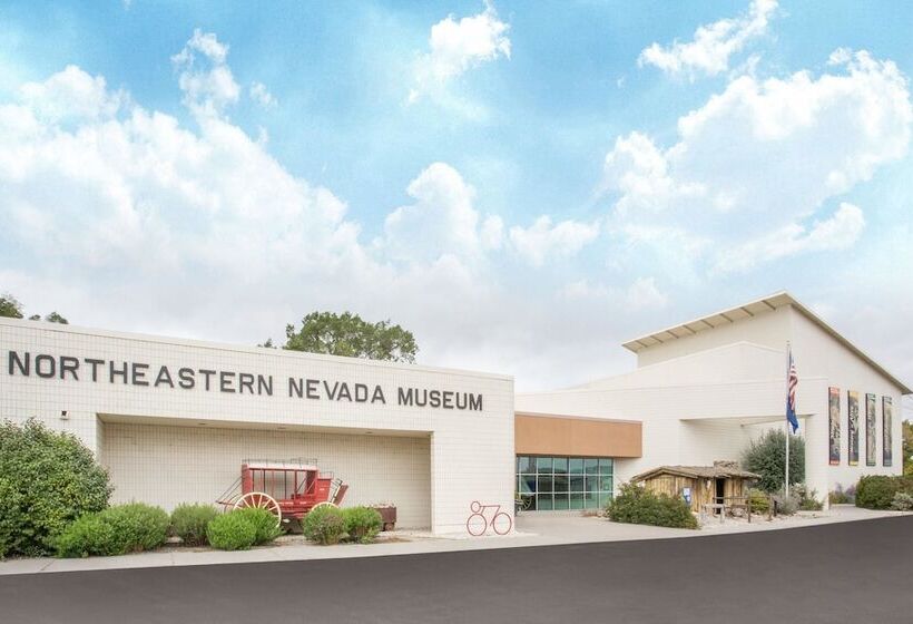 모텔 Super 8 By Wyndham Elko