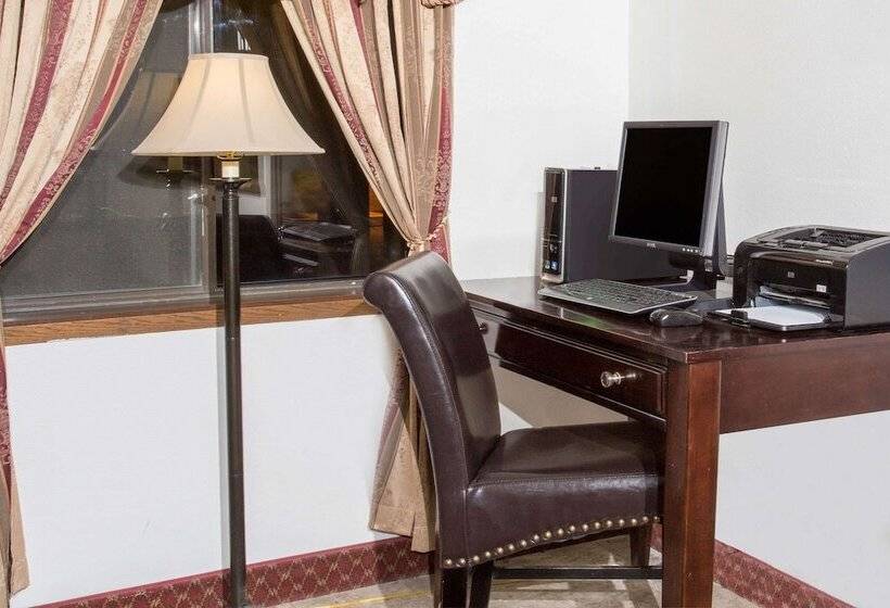 모텔 Super 8 By Wyndham Elko