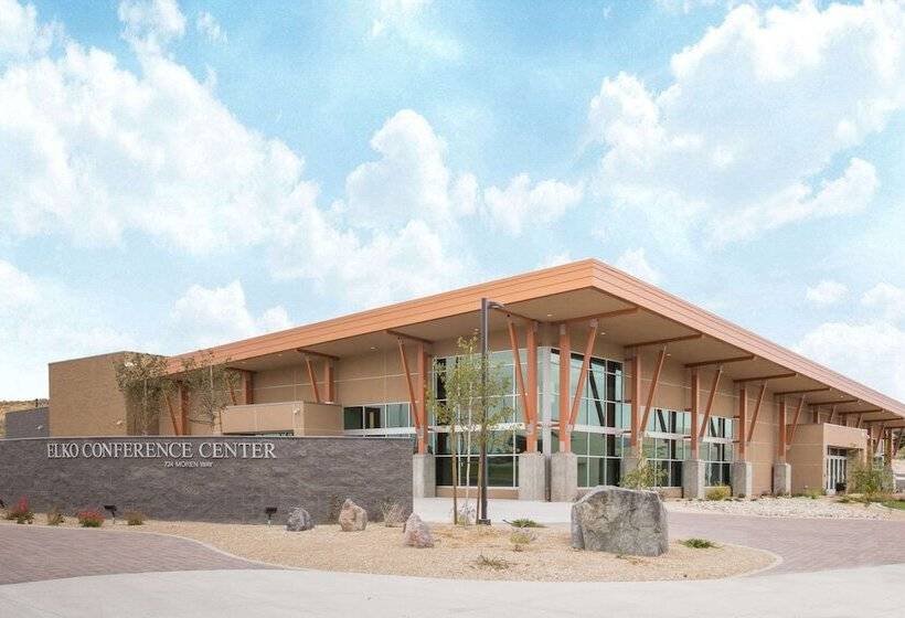 모텔 Super 8 By Wyndham Elko