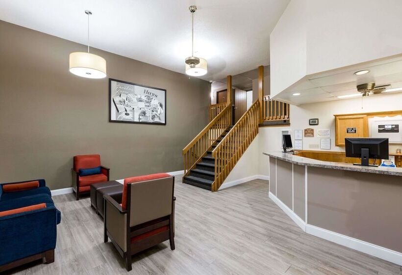 모텔 Super 8 By Wyndham Hays Ks