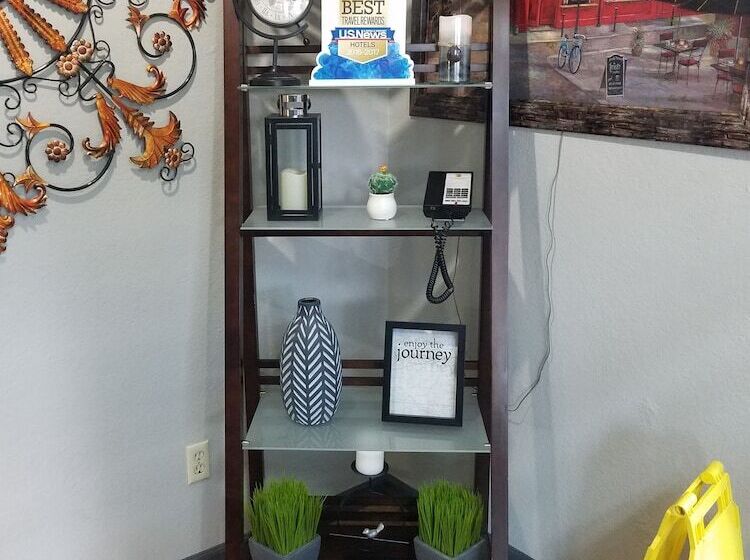 فندق على الطريق Super 8 By Wyndham Independence Kansas City