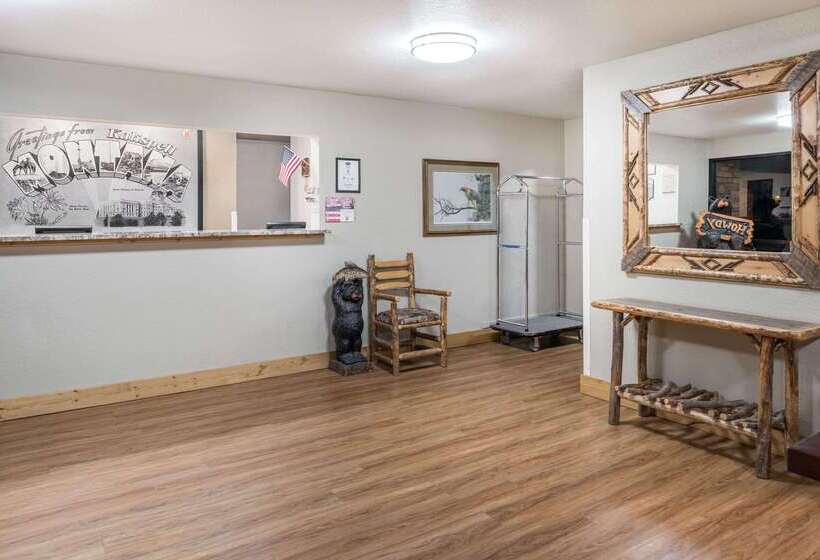 モーテル Super 8 By Wyndham Kalispell Glacier National Park