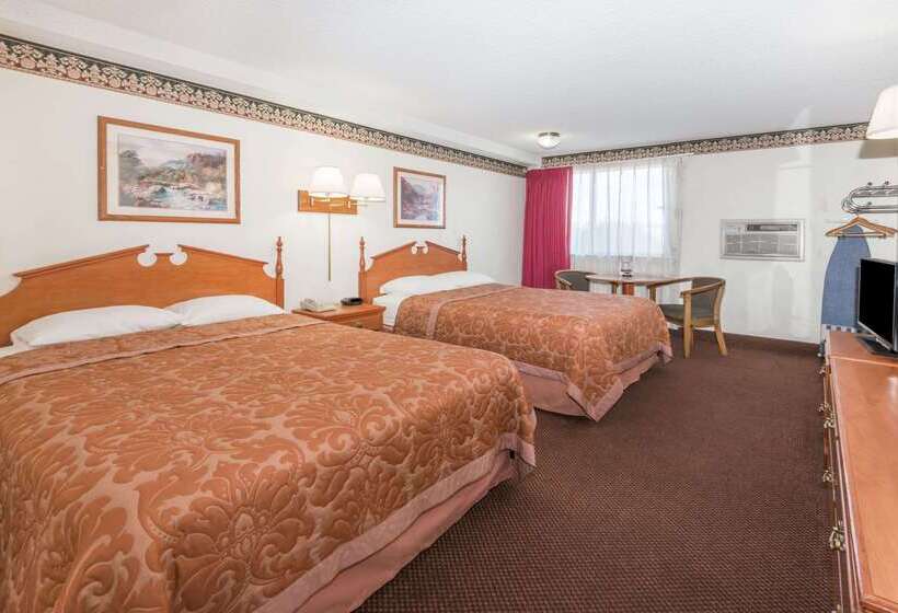 فندق على الطريق Super 8 By Wyndham Laramie