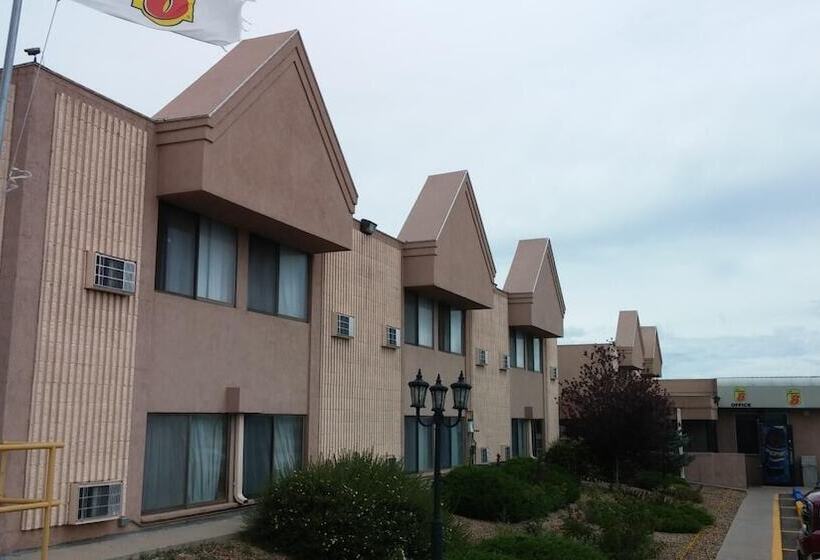 فندق على الطريق Super 8 By Wyndham Laramie