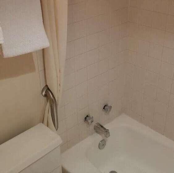 فندق على الطريق Super 8 By Wyndham Laramie