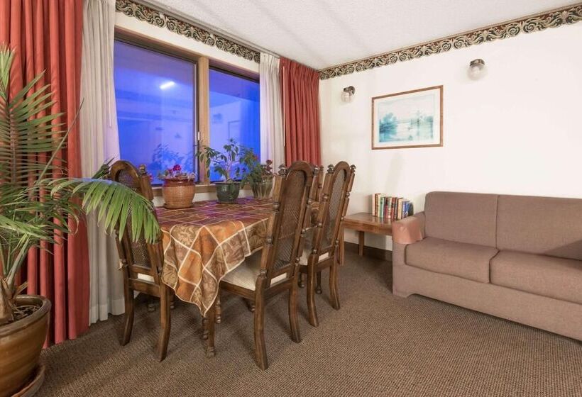 فندق على الطريق Super 8 By Wyndham Laramie