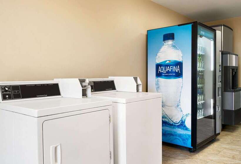 فندق على الطريق Super 8 By Wyndham Liberal Ks