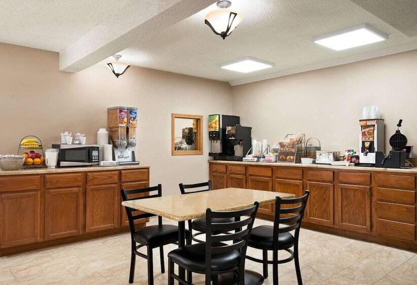 فندق على الطريق Super 8 By Wyndham Liberal Ks