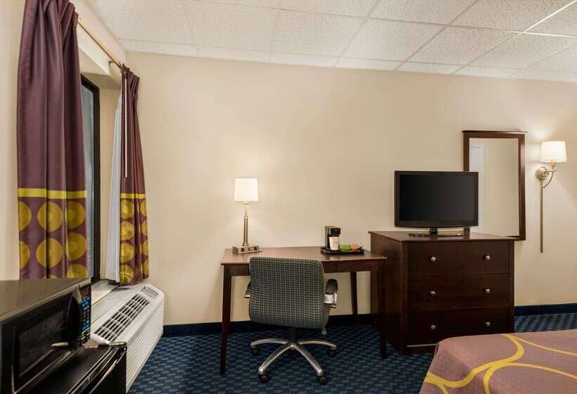 Мотель Super 8 By Wyndham Liverpool/syracuse North Airport