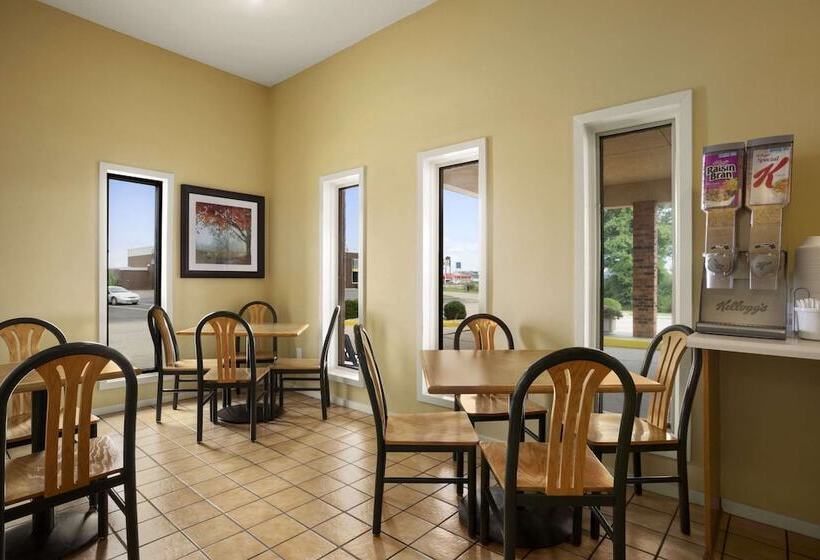 فندق على الطريق Super 8 By Wyndham Marion