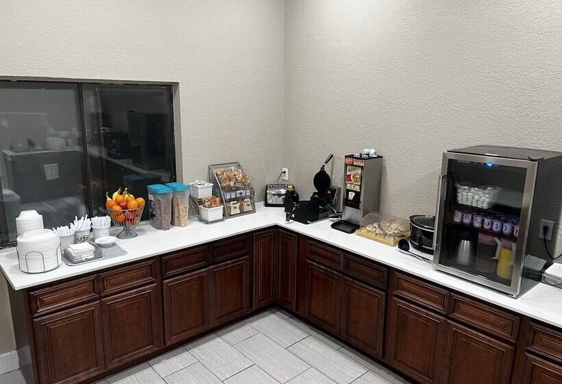 فندق على الطريق Super 8 By Wyndham Marion