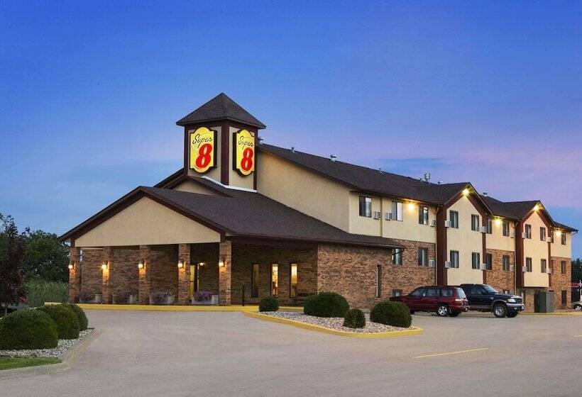 فندق على الطريق Super 8 By Wyndham Marion