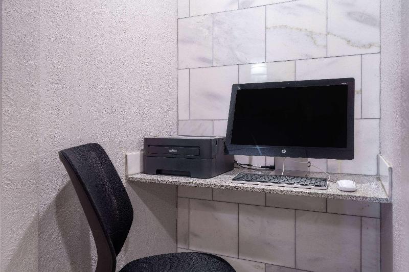 Мотель Super 8 By Wyndham Mattoon