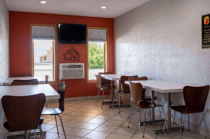 Мотель Super 8 By Wyndham Mattoon