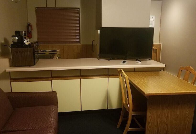 فندق على الطريق Super 8 By Wyndham Milbank Sd