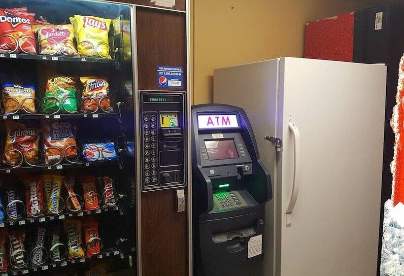 מוטל Super 8 By Wyndham Minot Airport