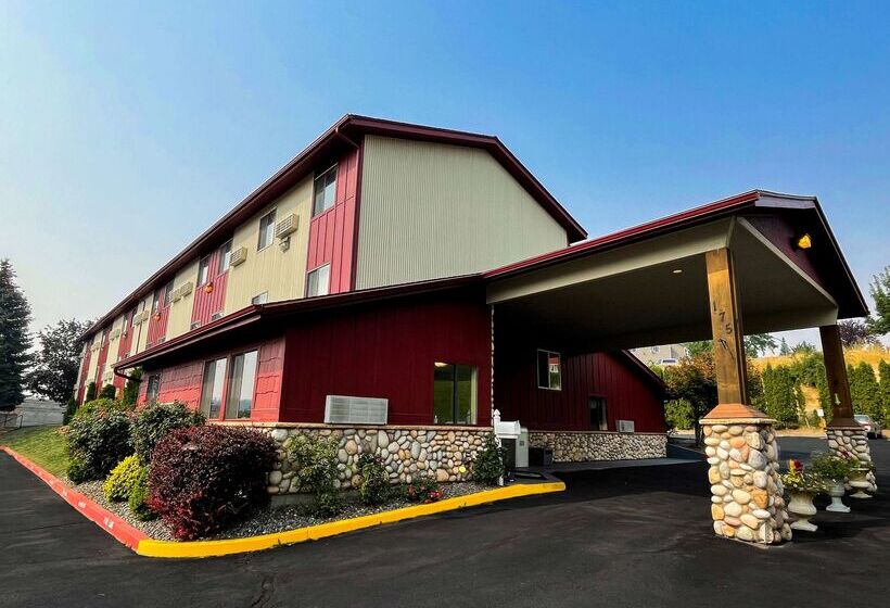 فندق على الطريق Fairbridge Inn & Suites Moscow   Pullman