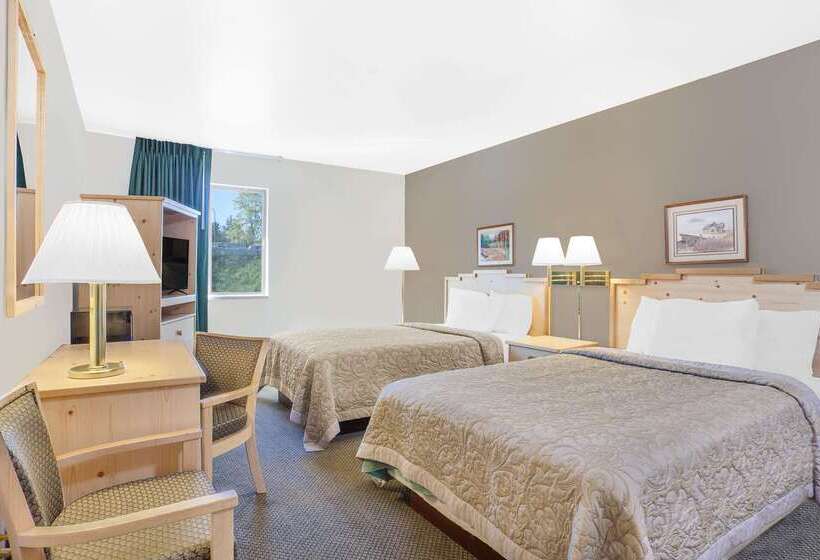 فندق على الطريق Fairbridge Inn & Suites Moscow   Pullman