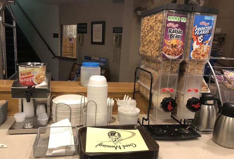 모텔 Super 8 By Wyndham North Platte