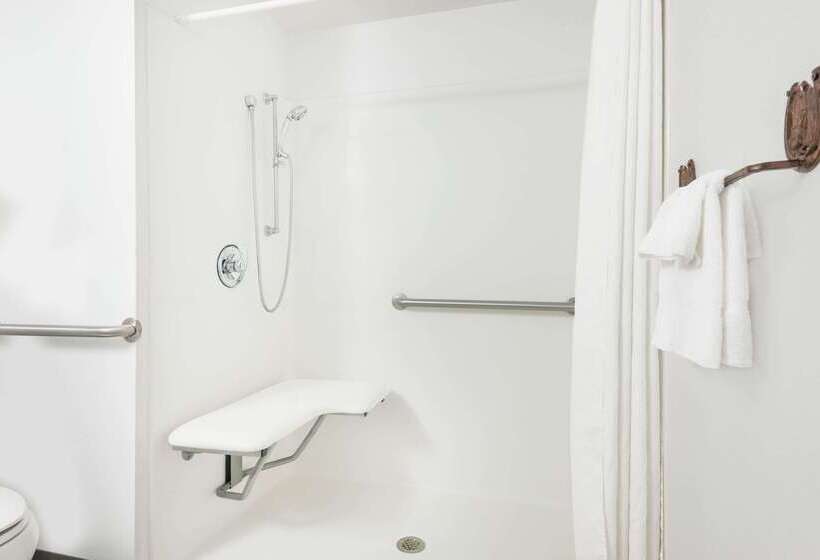 فندق على الطريق Super 8 By Wyndham Powell