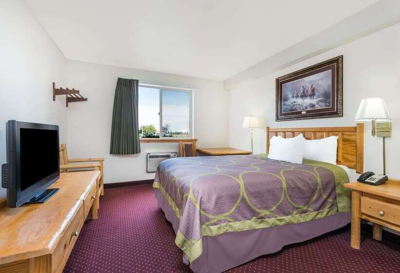 فندق على الطريق Super 8 By Wyndham Powell