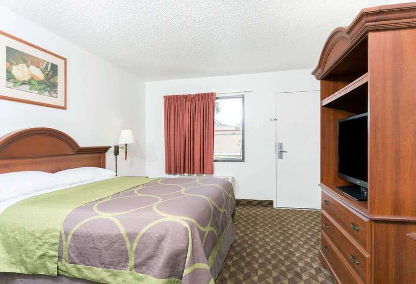 فندق على الطريق Super 8 By Wyndham Riviera Beach West Palm Beach