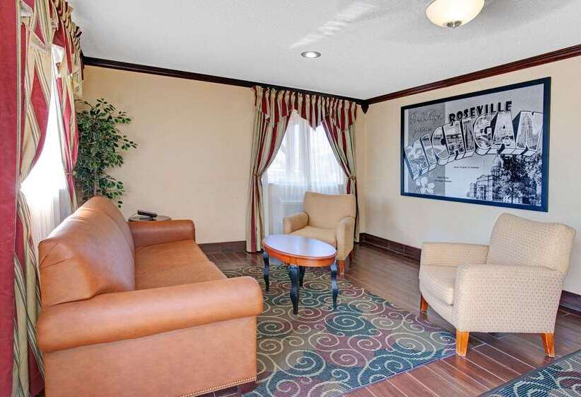 モーテル Super 8 By Wyndham Roseville/detroit Area