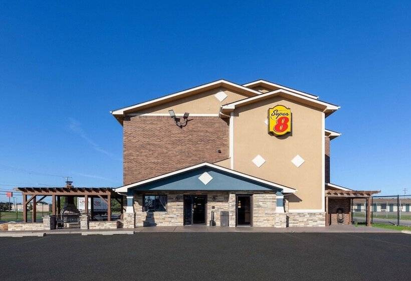 モーテル Super 8 By Wyndham Roseville/detroit Area