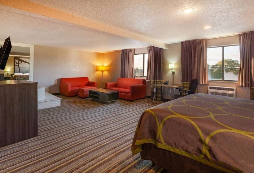 モーテル Super 8 By Wyndham Roseville/detroit Area