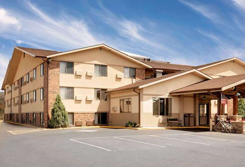 فندق على الطريق Super 8 By Wyndham Spearfish