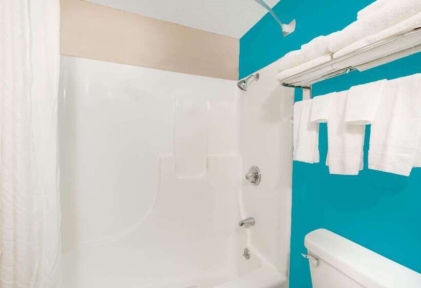 モーテル Super 8 By Wyndham Spencer