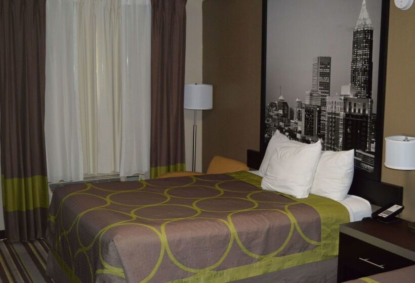 فندق على الطريق Super 8 By Wyndham Stockbridge